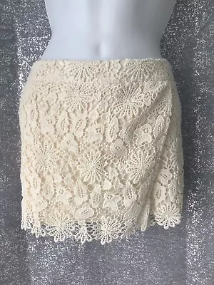 Zara Lace Ivory White Mini Shorts Size XS A25 • $35.99