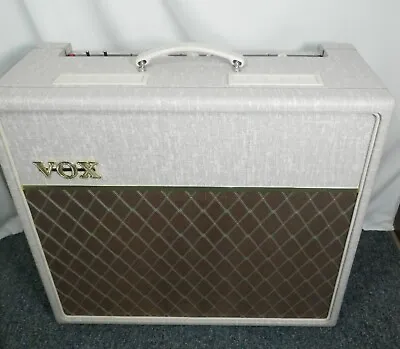 Vox AC15HW1 Hand-Wired 1x12 15w Tube Combo Amp With Cover Used Tube Amplifier • $1499