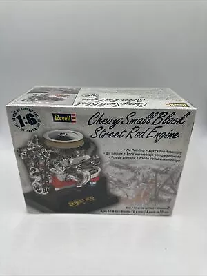 Revell 2005 Model 1:6 Chevy Small Block Street Rod Engine Car Kit Sealed Skill 2 • $79.99