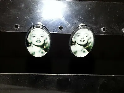 Women's Fashion 	Small Marilyn Monroe Black And White Photo Earrings • $1.49