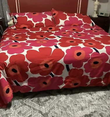 Bright King Quilt + Shams + Eye Art Pillowcases Marimekko Unikkon • $65