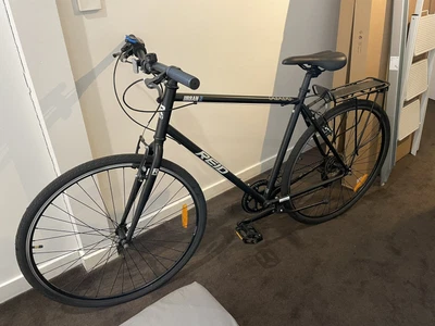 $270 • Buy Reid Urban S Flatbar Road Bike Black With Pannier Rack