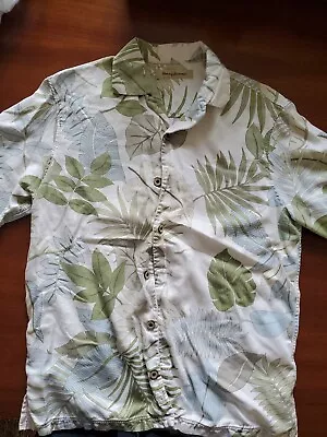 Tommy Bahama Men’s Shirt M Short Sleeve Silk Blend FLORAL Palm Leaves Hawaiian • $22.99