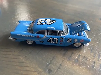 Hot Wheels New Loose 100% Limited Ed Richard Petty '57 Oldsmobile Real Riders! • $19.99