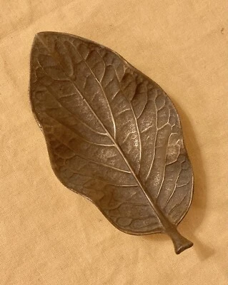 $110 • Buy Virginia Metalcrafters HTF HOFFMANNIA Leaf Tray PATINA 3-54 VA VMC Brass