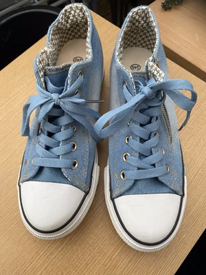 £8 • Buy Ladies Platform Type ￼Pumps Denim Material UK Size 4-5
