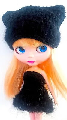 BLYTHE TANGKOU Doll Dress And Hat. Outfit. Christmas Gift. Clothing • £7.99