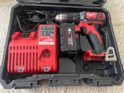 £105 • Buy Milwaukee M18 BPD-402C Combination Drill