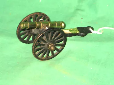 #537 - Miniature Brass Barrel Civil War Cannon - Cast Iron Frame - Gettysburg • $13.50