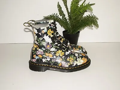 Dr. Martens 1460 PASCAL DF DARCY FLORAL Wanderlust Flower Boots UK 5 EU 38 US 7 • £99