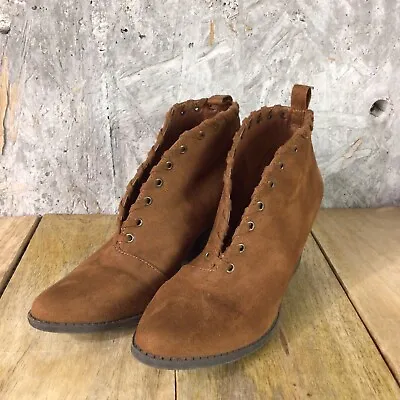 Womens Coconuts By Matisse 7M Brown Suede Whipstitched Heeled Booties  • $14.99