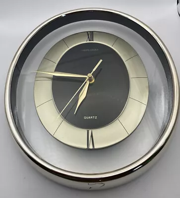 Vintage MCM HEIRLOOM 661D Quartz Oval Wall Clock See-Thru . TESTED AND WORKS • $15.77