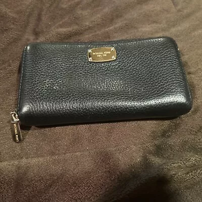 MICHAEL KORS Black Pebble Leather Zip Around Wallet Large Clutch 8x4 Logo Classi • $15.99