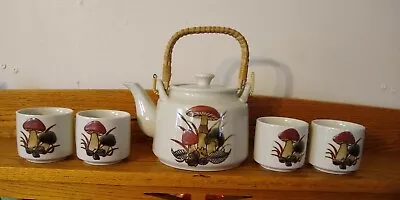 Asian Ceramic Tea Set Bamboo Handle Teapot & 4 Cups Vintage Mushroom Pattern • $45