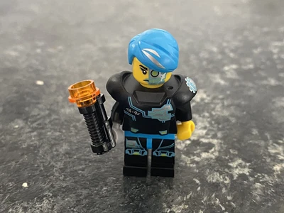 £7.20 • Buy LEGO Cyborg CMF 71013 Series 16 Minifigure Mini Figure Space Warrior