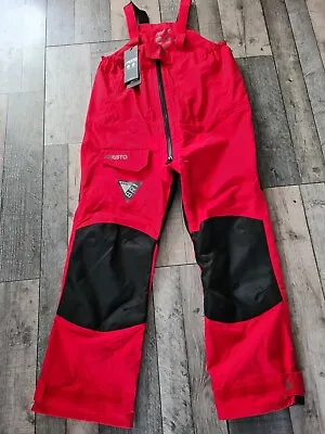 Junior Musto BR1 Trausers Size J Medium Brand New Colour Red Black • £88.99