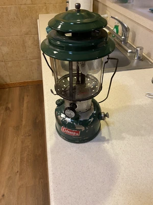 $29.99 • Buy Coleman Vintage Model 220F Two Mantle Green Camping Lantern 1968 - Works