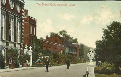 Hampton Court Broad Walk Richmond London Vintage Postcard • £3.50