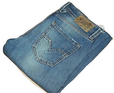 £29.99 • Buy Mens Diesel Larkee ORZK8 Straight Distressed Jeans W 30 X 33 (T122)