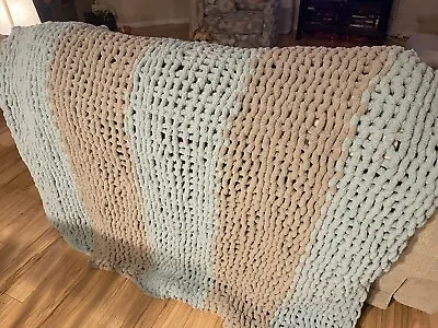 Chunky Knit Blanket Handmade Soft Throw Blanket Cozy And Warm Cable Knit • £20.89