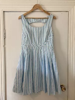 Oasis Dress Size 14 • £4.99