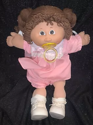 Cabbage Patch Kids Brunette Girl With Pacifier Xavier Roberts Signed 1984 HM 4 • $51