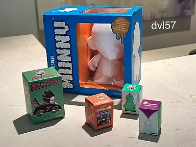 LOT*Do It Yourself! Munny*KidRobot*Zoomies*Zipper*Series 4 Keychain BNIB* TOYS!~ • $55