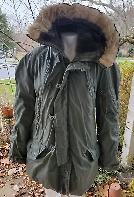 US Military Extreme Cold Weather Type M-3B Parka Jacket Coat Size Medium  • $105