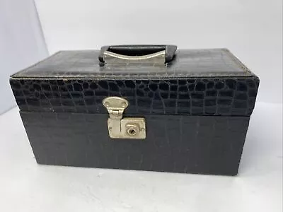 Vintage Black Faux Alligator 8 Track Storage Carrying Case Carrier 15 Tape • $26.50