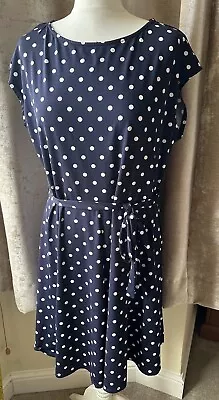 Lovely Ladies WALLIS Petite Spot Dress - Navy - Size 18 • £10.50