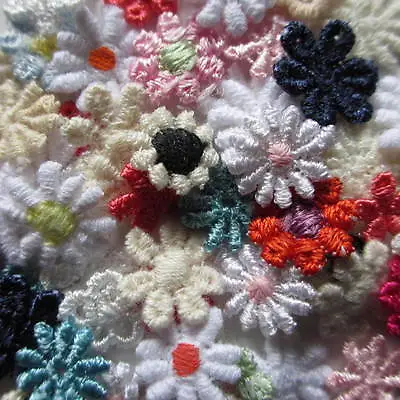 Assorted TINY 10-14mm Guipure Lace Daisy Motifs Sew On Flower Appliques • £3.15