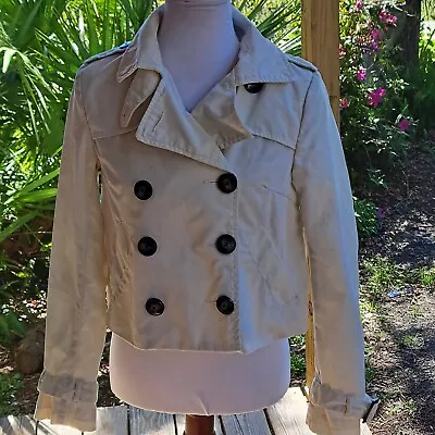 Divided H&M Cropped Jacket Womens 4 Bold Button Front Pleated Back Cream Lined • $15.99