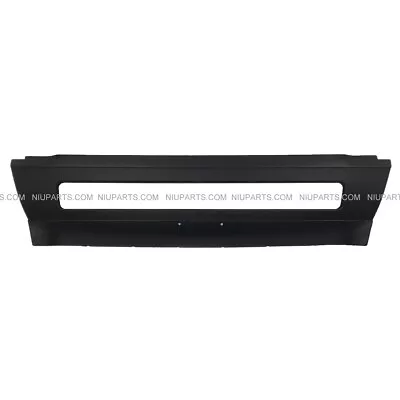 Central Bumper Black ( Fit: 2004 - 2015 Volvo VNL Truck ) • $135