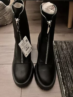 Zara Women’s Lug Ankle Zipper Boots Size 38/7.5 • $39.60
