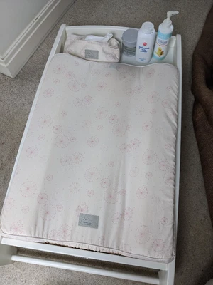 £40 • Buy Mamas & Papas Cot Top Changer / Baby Changing Table / Nappy Changing/Cream 