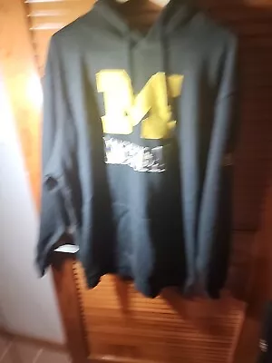 Michigan Wolverines NWT Colosseum Sweatshirt Mens Size XXL NCAA Pullover Hoodie  • $40