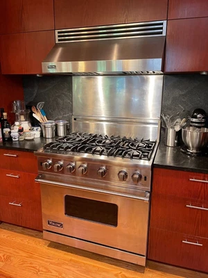 $4500 • Buy 36  Professional Series 5 Viking Gas Range Stove, 6 Burner, Stainless Steel