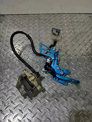 2004-2005 Suzuki Gsxr 600 Aftermark Right Side Driver Rearset W/ Brake System • $54