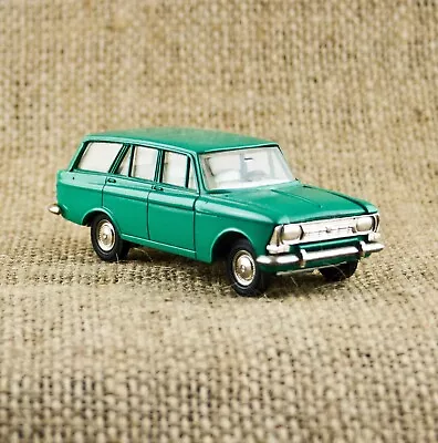 Vintage Soviet USSR Car Model 1:43 MOSKVITCH 427 • $45