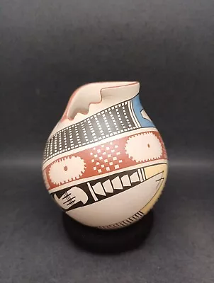 Mata Ortiz  Pottery Handmade Pottery Design By Yolanda Soto.4.5 Tall 4  Wide • $39