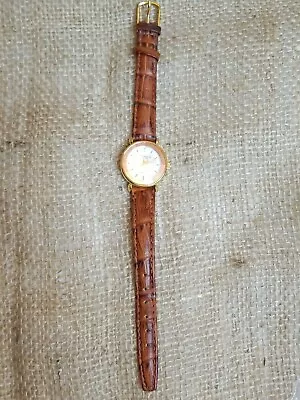 L A Express Women's Quartz Watch Brown Leather Band Goldtone New Battery EUC  • $6.99