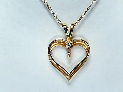 *VINTAGE*  10K Yellow Gold Solitaire Diamond Heart Pendant With 10K 18  Chain • $99