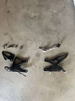 2016 Yamaha R1 Stock Rearsets  • $100