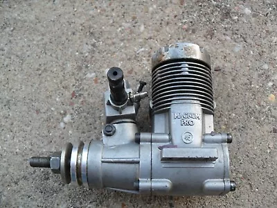 Vintage Magnum Pro 45 Nitro Airplane Engine Great • $49.99