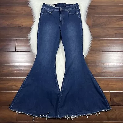 We The Free People Size 31 CRVY Lace Up Ma Cherie High Rise Flare Denim Jeans • $49.95