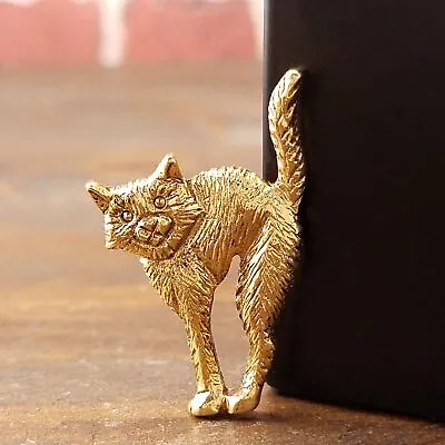 $9.99 • Buy Vintage Scaredy Cat Lapel Pin Signed Estate Figural Jewelry