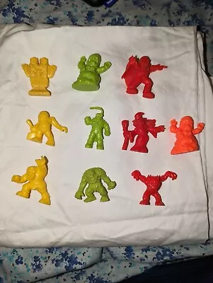 Monster In My Pocket Lot Of 10 Figures . One Neon Orange  • $35