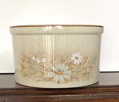 £6 • Buy Royal Doulton Lambethware  Florinda  [L.S.1042] Soufflé Dish.