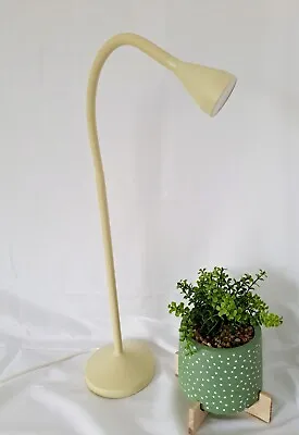 Ikea NAVLINGE LED A1901 Flexible LED Desk Lamp Cream Bendy Lamp FREEPOST  • £19.99