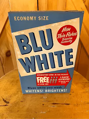 Vintage Blu White Flakes Box Sealed • $20